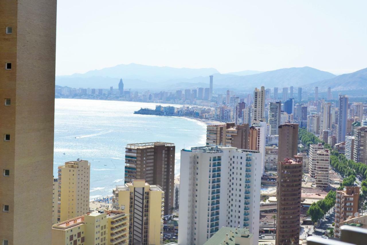 Apartamento Con Buena Ubicacion بينايدورم المظهر الخارجي الصورة